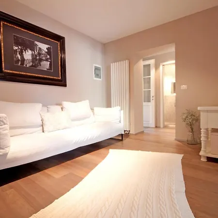 Apartma Stari Trg *